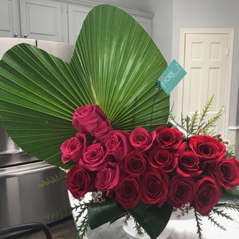 Fiore x 7 Flower Bar - Florists Near Me - Plano, Texas Fiore x 7 Flower Bar - Florists Near Me - Plano, Texas