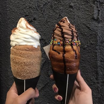 Eva's Original Chimneys - Desserts Near Me - Toronto, Ontario
