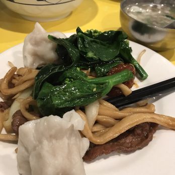 Shan Dong - Thick cut noodles, veggies and dumplings, family style of course ;) - Chinese Near Me - Oakland, California Shan Dong - Thick cut noodles, veggies and dumplings, family style of course ;) - Chinese Near Me - Oakland, California