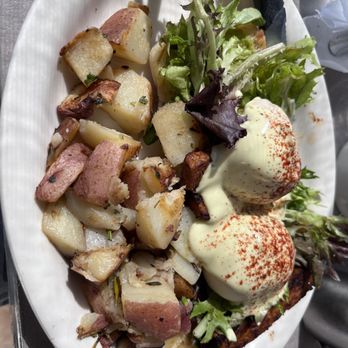 Millie's Cafe - Pasadena - Vegan Eggs Benedict - Breakfast & Brunch Near Me - Pasadena, California