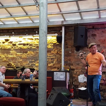 The Clutha Bar - Pubs Near Me - Glasgow, GLG