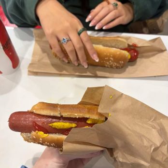 Costco Wholesale - Costco hot dog - Wholesale Stores Near Me - Albuquerque, New Mexico Costco Wholesale - Costco hot dog - Wholesale Stores Near Me - Albuquerque, New Mexico