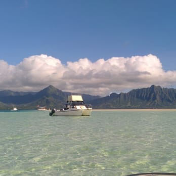 Kaneohe Bay Sandbar - Beaches Near Me - Kaneohe, Hawaii