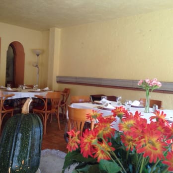 El Bodegón - Restaurants Near Me - Ejido del Centro, TLA