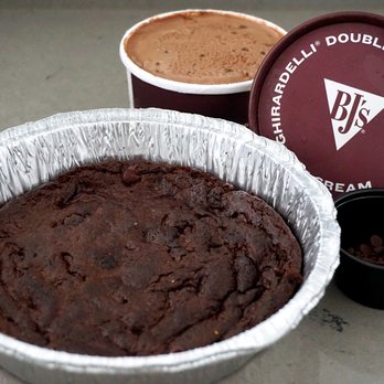 BJ's Restaurant & Brewhouse - Triple Chocolate Pizookie: chocolate cookie | Ghirardelli double chocolate chip ice cream | Ghirardelli dark chocolate chips ($8.95). - Pizza Near Me - Redmond, Washington BJ's Restaurant & Brewhouse - Triple Chocolate Pizookie: chocolate cookie | Ghirardelli double chocolate chip ice cream | Ghirardelli dark chocolate chips ($8.95). - Pizza Near Me - Redmond, Washington