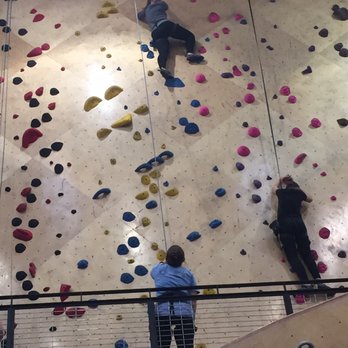 Brooklyn Boulders - Rock Climbing Near Me - Chicago, Illinois Brooklyn Boulders - Rock Climbing Near Me - Chicago, Illinois