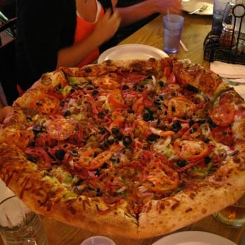 Vincenzo's Pizza - Pizza Near Me - Saugus, California Vincenzo's Pizza - Pizza Near Me - Saugus, California