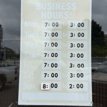 Cloverleaf - Hours - Breakfast & Brunch Near Me - Bedford, Indiana Cloverleaf - Hours - Breakfast & Brunch Near Me - Bedford, Indiana
