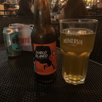 El Estadio Cervecería & Restaurant - Diablo Blanco - Beer Bar Near Me - Cancún, ROO El Estadio Cervecería & Restaurant - Diablo Blanco - Beer Bar Near Me - Cancún, ROO