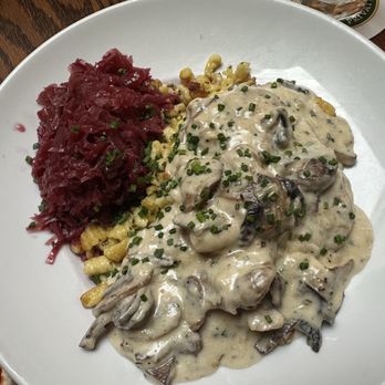 Himmel's - Champignon Rahm Schnitzel - Italian Near Me - Chicago, Illinois