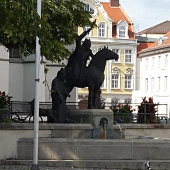 Dombrunnen - Landmarks & Historical Buildings Near Me - Augsburg, BY