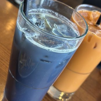 Must be Thai - Anchan Lemonade (Butterfly Pea Flower) & Thai Iced Tea - Thai Near Me - San Jose, California Must be Thai - Anchan Lemonade (Butterfly Pea Flower) & Thai Iced Tea - Thai Near Me - San Jose, California
