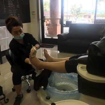 VS Nail Lounge - Nail Salons Near Me - Whittier, California