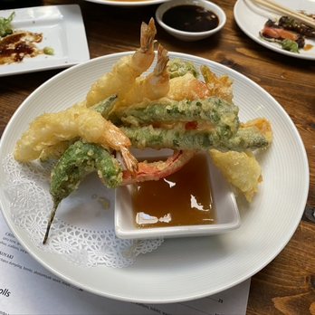 Umi Sake House - Sushi Bars Near Me - Seattle, Washington Umi Sake House - Sushi Bars Near Me - Seattle, Washington