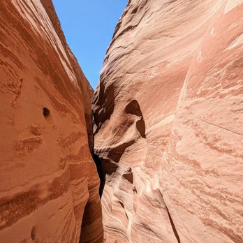Zebra Slot - Zebra Canyon Trail | Instagram: @telephonesmoothie - Hiking Near Me - Escalante, Utah Zebra Slot - Zebra Canyon Trail | Instagram: @telephonesmoothie - Hiking Near Me - Escalante, Utah