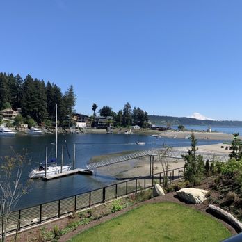 7 Seas Brewing - View from outside - Breweries Near Me - Gig Harbor, Washington