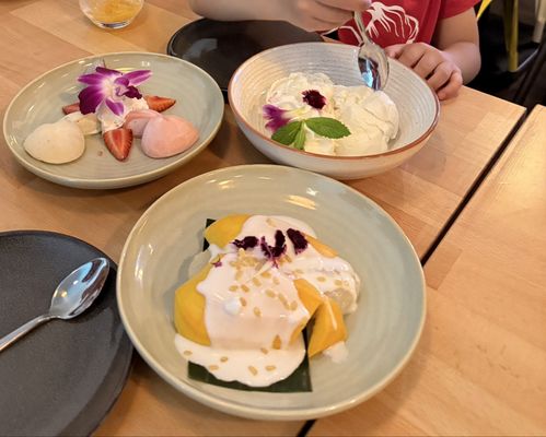 Arom Dee Thai by null