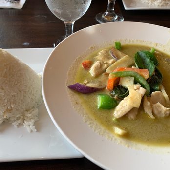 Khamdee Thai Kitchen - Green Curry - Thai Near Me - Massapequa Park, New York Khamdee Thai Kitchen - Green Curry - Thai Near Me - Massapequa Park, New York