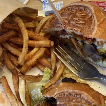 Cafe Sweet Street - Veggie burger and fries - Breakfast & Brunch Near Me - Reading, Pennsylvania Cafe Sweet Street - Veggie burger and fries - Breakfast & Brunch Near Me - Reading, Pennsylvania