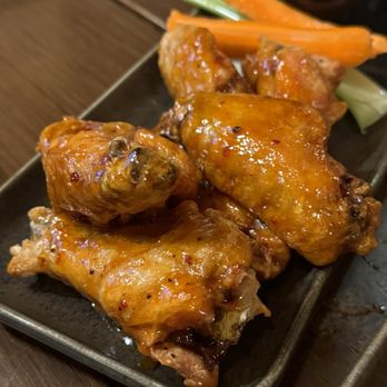 Riley’s on Sutter - Sweet chili wings - Salad Near Me - Folsom, California Riley’s on Sutter - Sweet chili wings - Salad Near Me - Folsom, California