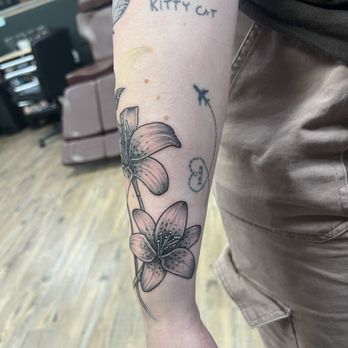 Inkheart Tattoo Parlor - Tattoo Near Me - Canton, Michigan Inkheart Tattoo Parlor - Tattoo Near Me - Canton, Michigan