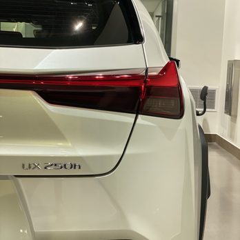 Earnhardt Lexus - UX250H - Car Dealers Near Me - Phoenix, Arizona Earnhardt Lexus - UX250H - Car Dealers Near Me - Phoenix, Arizona