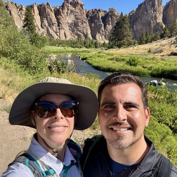 Smith Rock State Park - Don't miss this hike near Bend Oregon!! - Parks Near Me - Terrebonne, Oregon