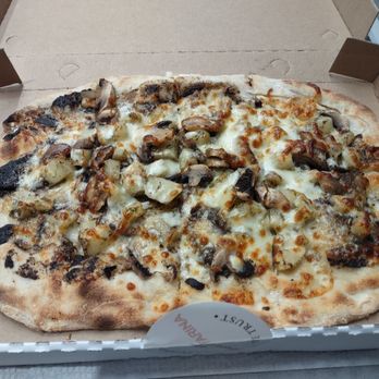 Amore & Farina - Vegan mushroom - Pizza Near Me - Miami, Florida