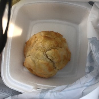 Bennett's Pit Bar-B-Que - Biscuit - Barbeque Near Me - Pigeon Forge, Tennessee