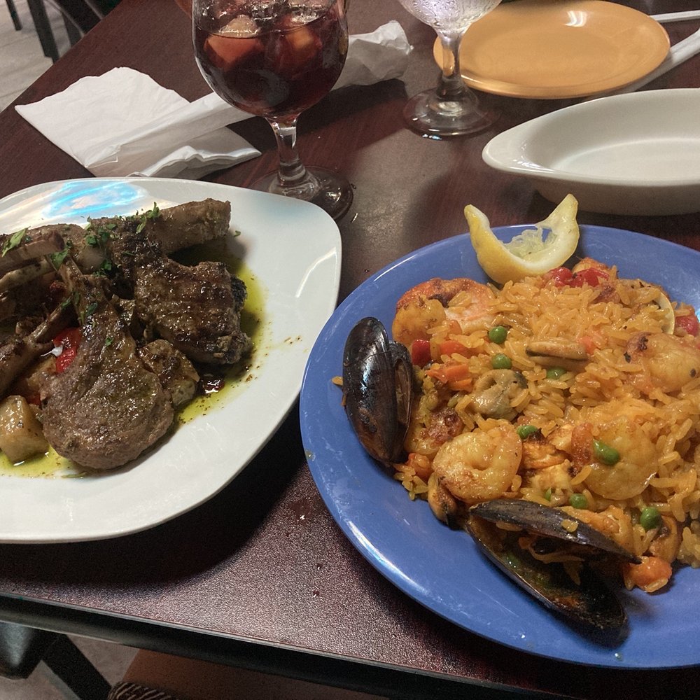 New Zealand Lamb Chops Paella De Marisco New Zealand Lamb Chops Paella De Marisco