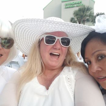 En Blanc After Dark - Time to Party!! - Festivals Near Me En Blanc After Dark - Time to Party!! - Festivals Near Me