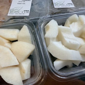 H Mart - Kaka’ako - Cut up Korean melon and Korean pear - Grocery Near Me - Honolulu, Hawaii H Mart - Kaka’ako - Cut up Korean melon and Korean pear - Grocery Near Me - Honolulu, Hawaii