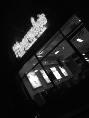 Moorenko's Ice Cream Café by null