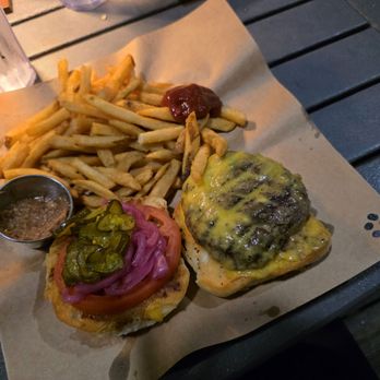Boshamps Oyster House - Cajun/Creole Near Me - Destin, Florida
