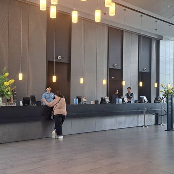 DoubleTree by Hilton Amsterdam Centraal Station - Large lobby - Hotels Near Me - Amsterdam, New Hampshire
