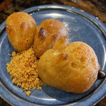 XO Restaurant - Fluffy bunnies with fluffy texture - Asian Fusion Near Me - Honolulu, Hawaii