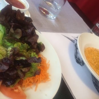 Restaurant Einhorn - Salad and the disappointing salmon risotto - Italian Near Me - Luzern, LU