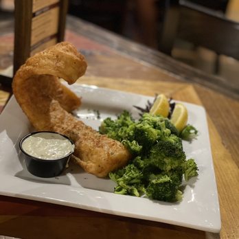 Ford's Garage Dearborn - BEER BATTERED FISH N- CHIPS - Burgers Near Me - Dearborn, Michigan Ford's Garage Dearborn - BEER BATTERED FISH N- CHIPS - Burgers Near Me - Dearborn, Michigan