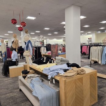 Macy's - Department Stores Near Me - Carlsbad, California