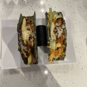 Blue Hawaii - Sushi Spicy Tuna avocado Taco - Sushi Bars Near Me - Omaha, Nebraska