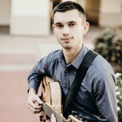 Sullivan Guitar & Piano Lessons