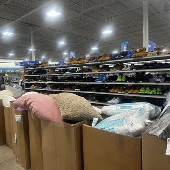 Gabe's - Women's Clothing Near Me - Utica, Michigan