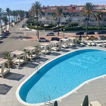 Me  Terramar - Hotels Near Me - Sitges, B