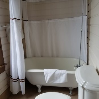 Fort Worden - Downstairs bathroom. - Hotels Near Me - Port Townsend, Washington