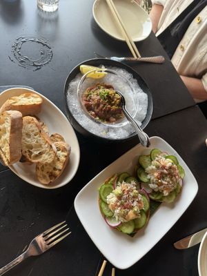 Hugo’s Seafood Bar by null