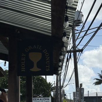 Holey Grail Donuts - Food Trucks Near Me - Kapaʻa, Hawaii