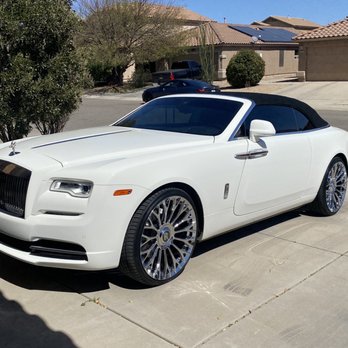 Vegas Auto Gallery - 2017 Rolls Royce Dawn - Car Dealers Near Me - Las Vegas, Nevada