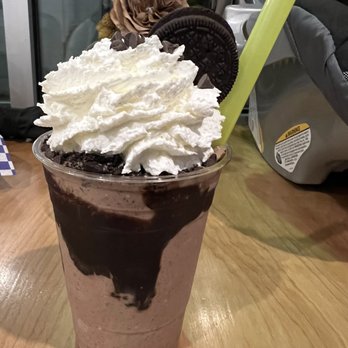 Gordon’s Milkshake Bar - Desserts Near Me - Indianapolis, Indiana