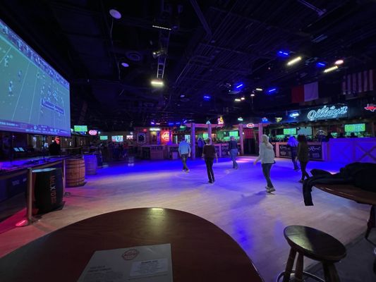 Golden Circle Sports Bar by null