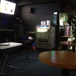 19th Hole Grill & Bar